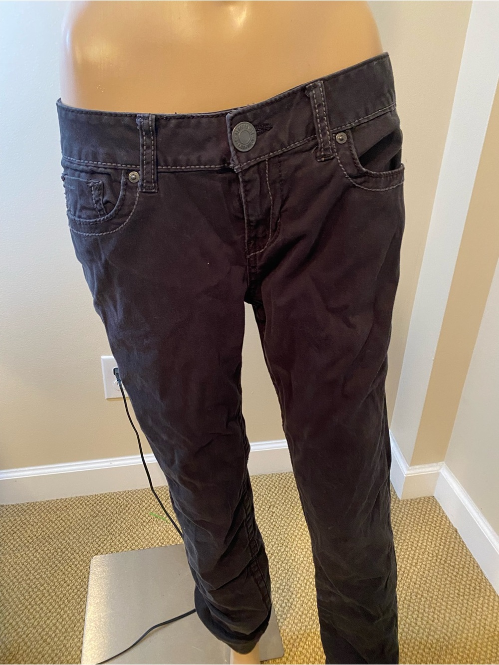 Aeropostale Bayla Skinny Jeans in Black
